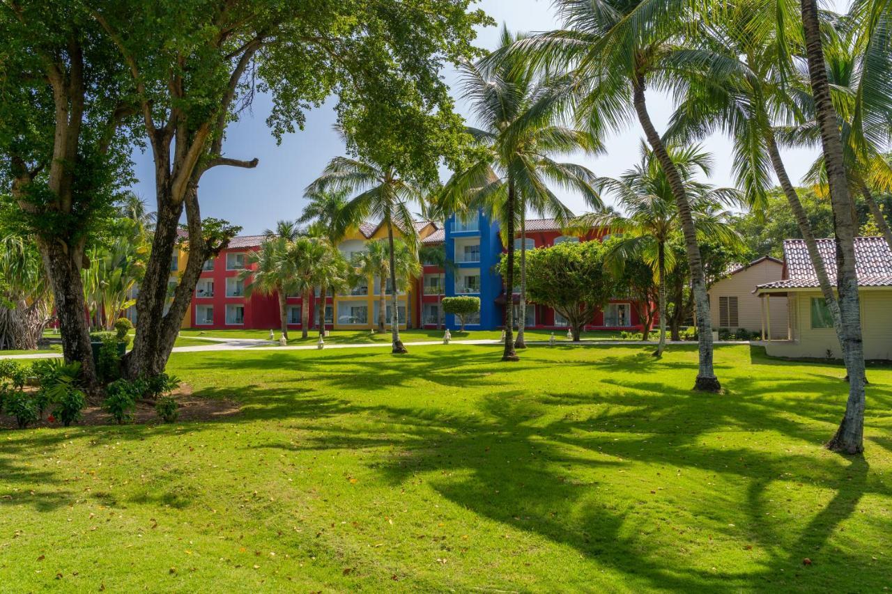 加勒比俱乐部公主海滩水疗度假村-全包 蓬塔卡纳 外观 照片 The Village at Florida International University